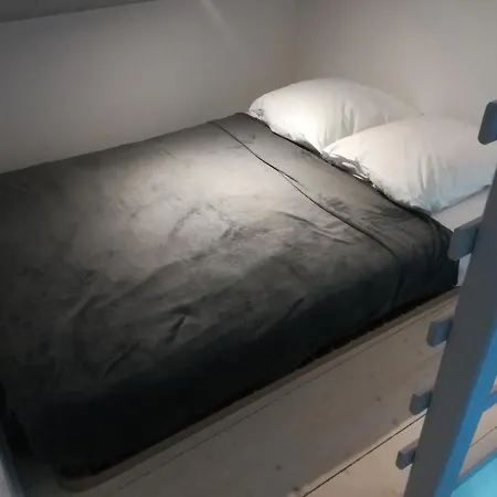 Apartment Duplex Vue Sur Tour Remparts 3 *